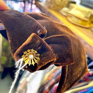 Vintage Brown Velvet  Hat